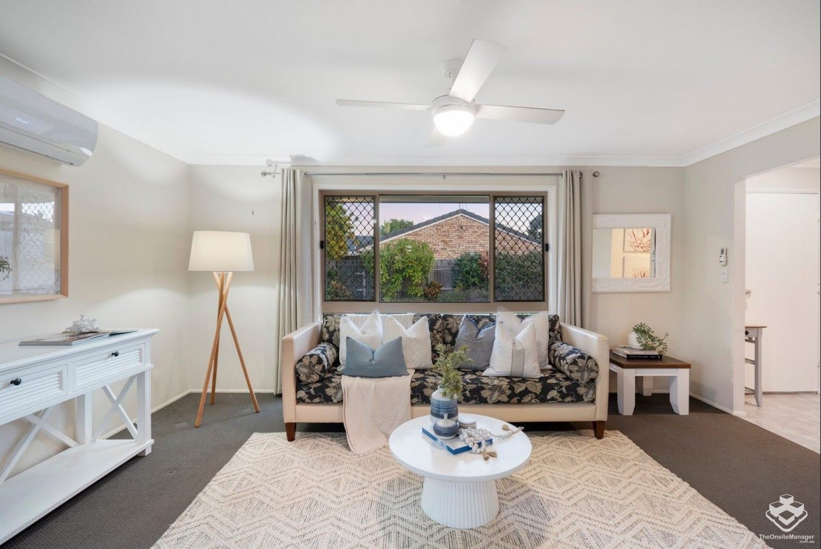 4 bedrooms House in 3 Jasper Street ALEXANDRA HILLS QLD, 4161