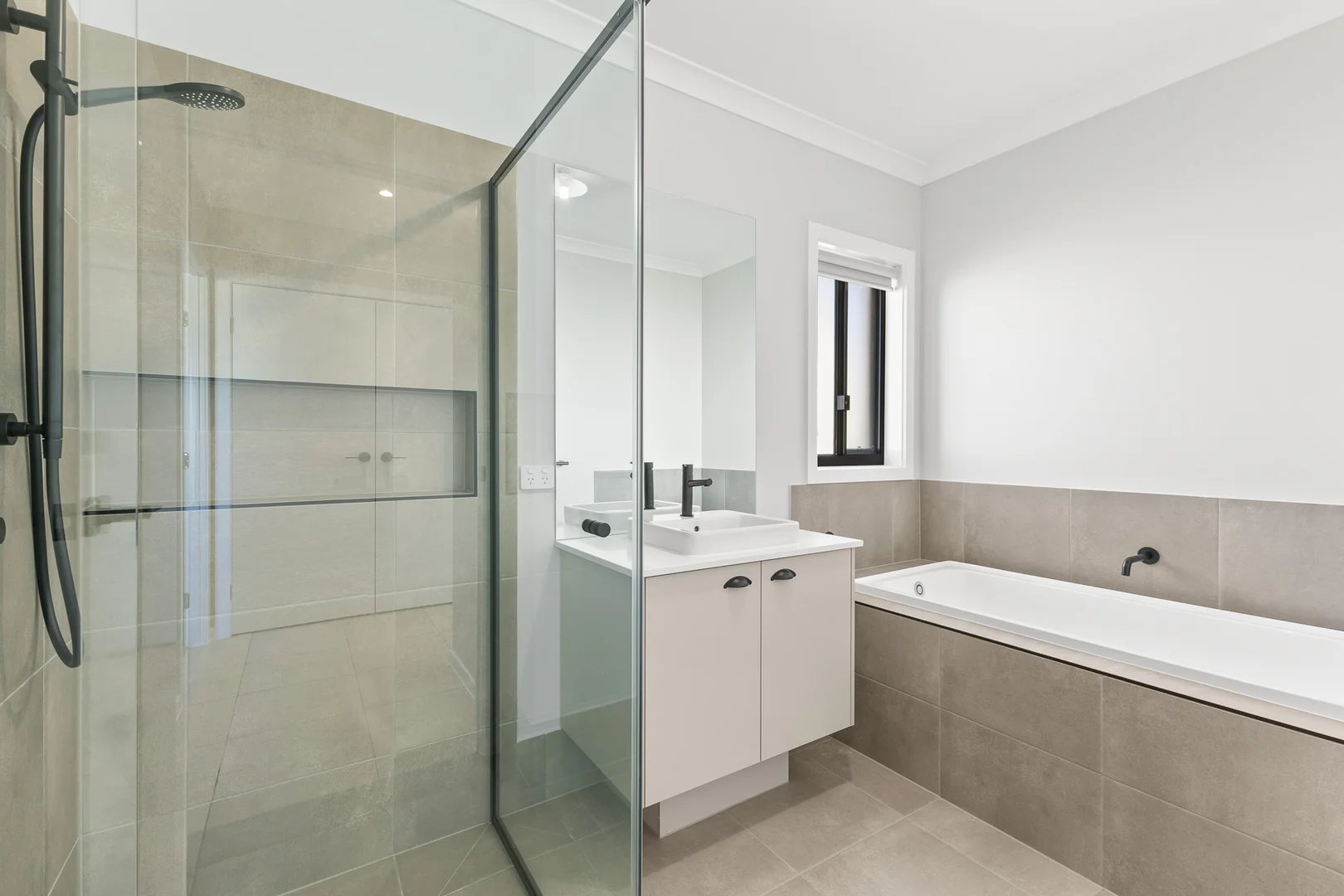 Additional image 11 of 38 Hummock View Drive, Craignish QLD 4655