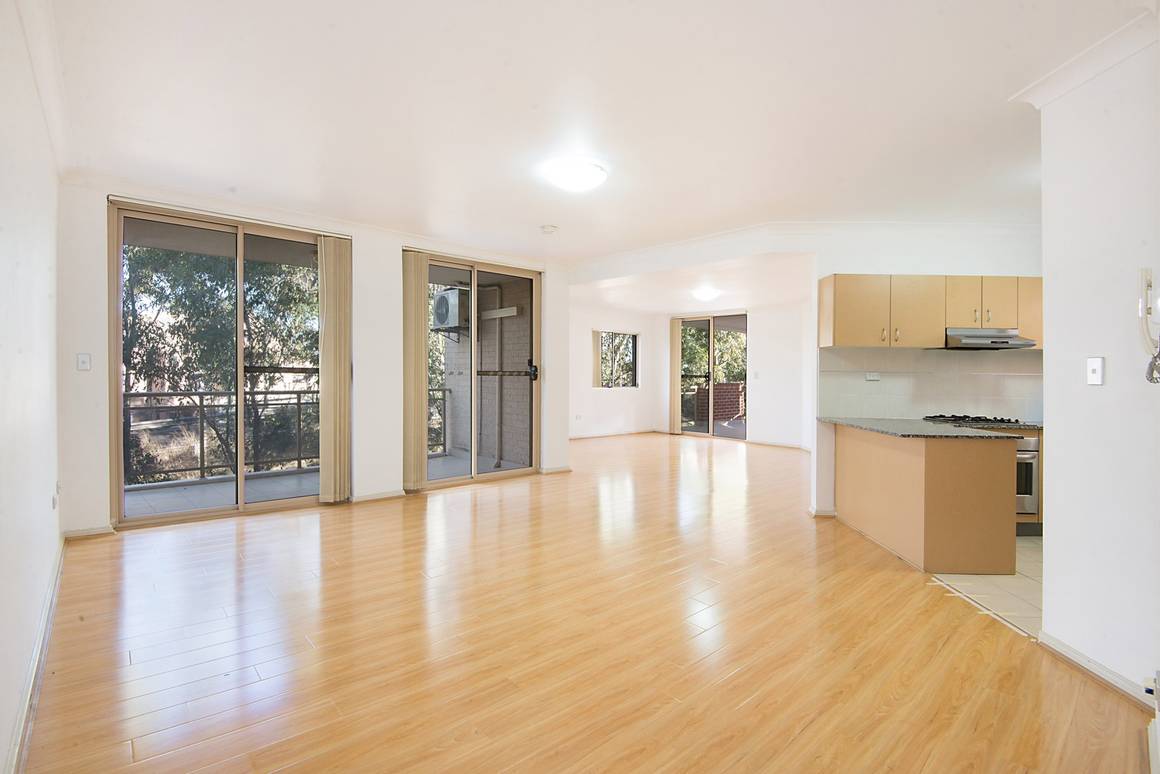 Picture of 25/2 Wentworth Avenue, TOONGABBIE NSW 2146