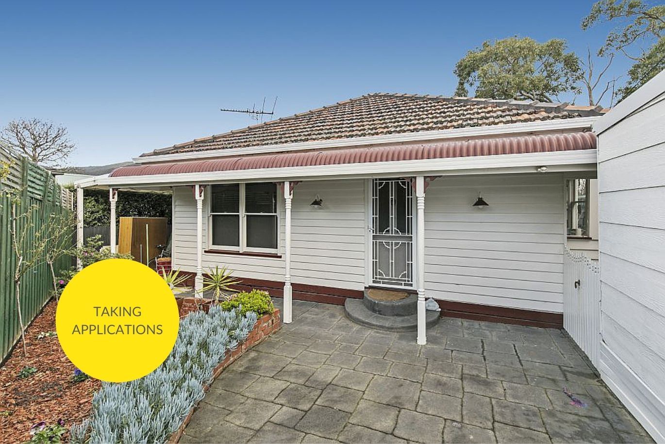 3 bedrooms Apartment / Unit / Flat in 2/36 Olive Grove BORONIA VIC, 3155