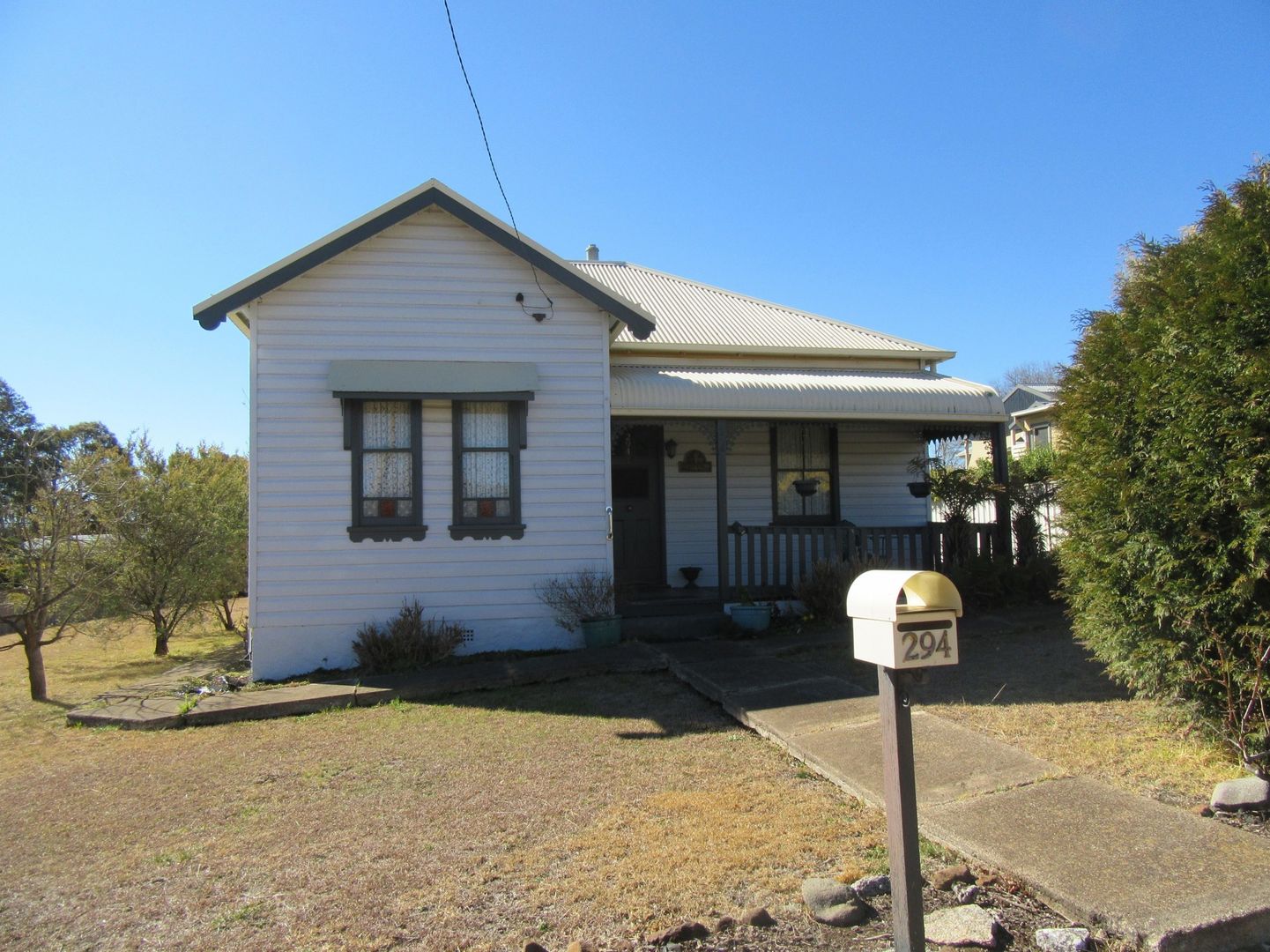294 Bourke Street, Glen Innes NSW 2370 Domain