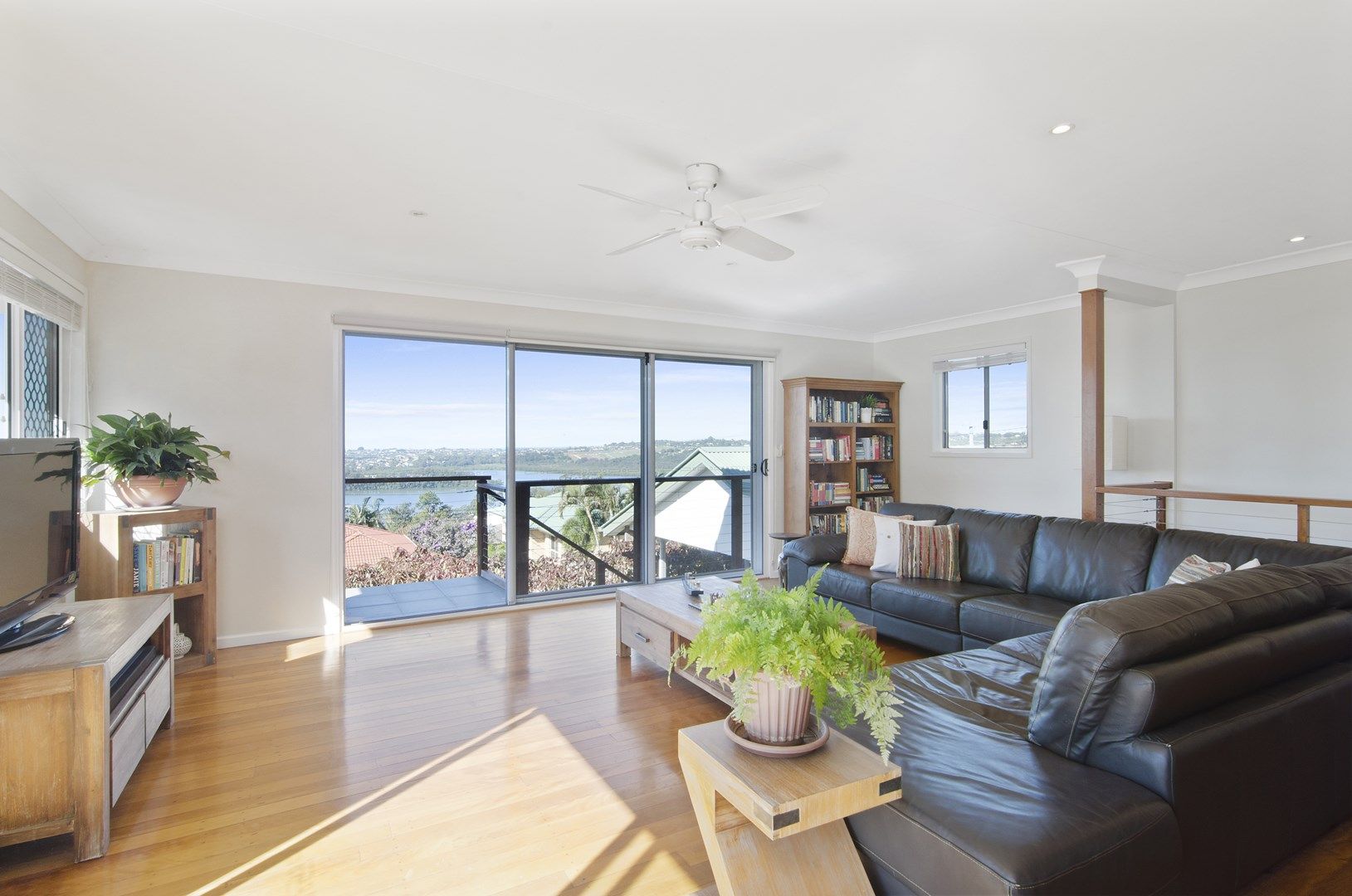 32 Lakeview Terrace, Bilambil Heights NSW 2486, Image 1