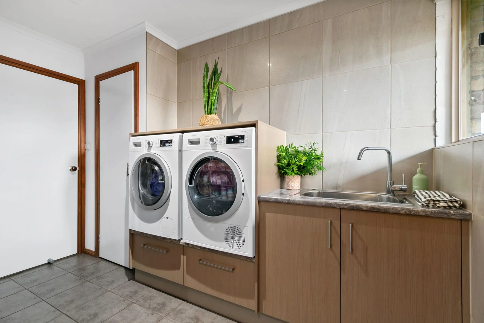 Additional image 21 of 8 Elm Court, Traralgon VIC 3844