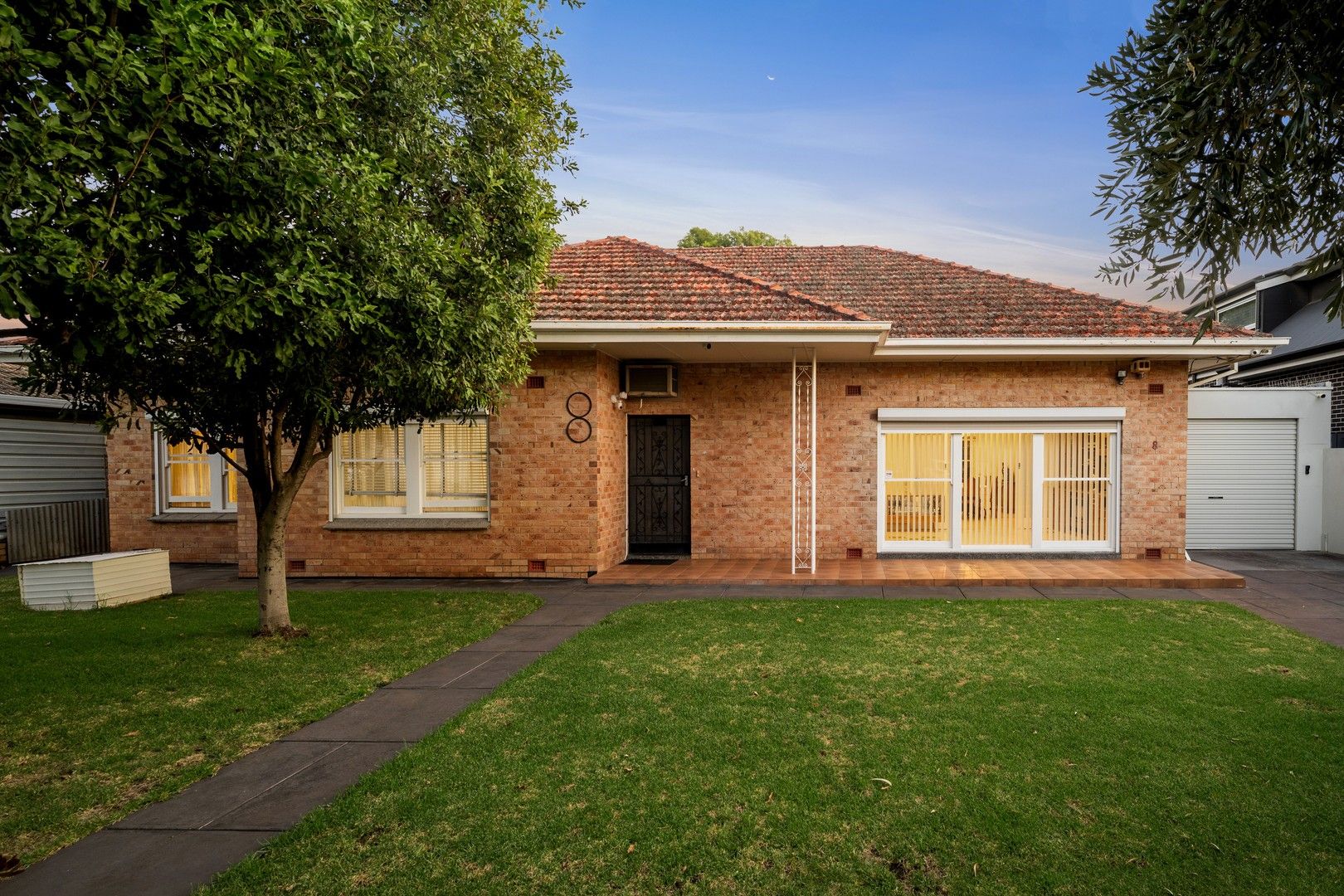 8 Milton Avenue, Tranmere SA 5073, Image 0