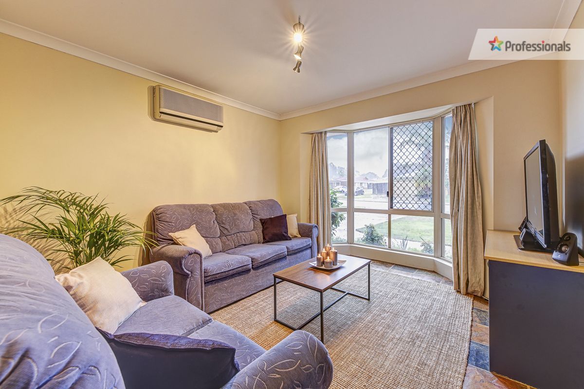 2 Skyros Mews, Stratton WA 6056, Image 1