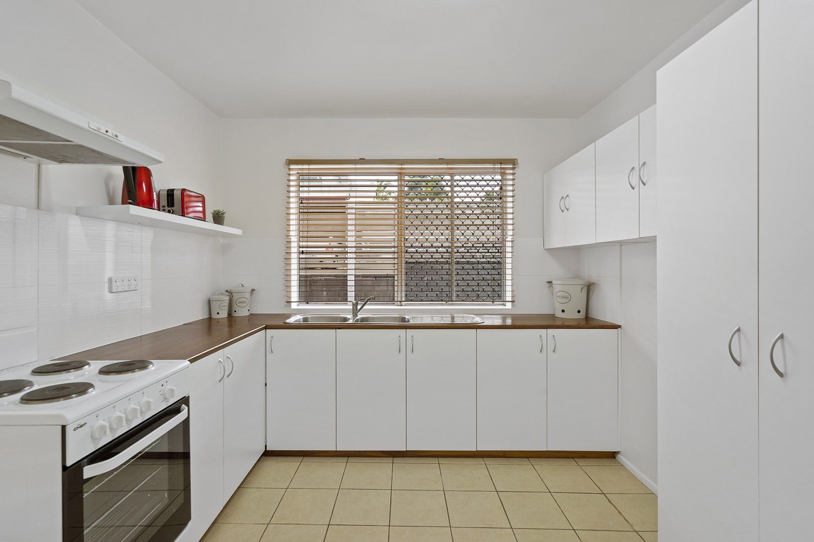 2 bedrooms Apartment / Unit / Flat in 6/853 Wynnum Road CANNON HILL QLD, 4170