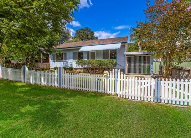 22 Priestley Parade, Point Clare NSW 2250