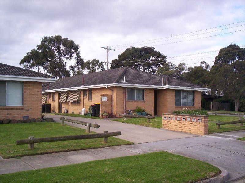 2 bedrooms Apartment / Unit / Flat in 8/23-27 Cavendish Drive HEATHERTON VIC, 3202