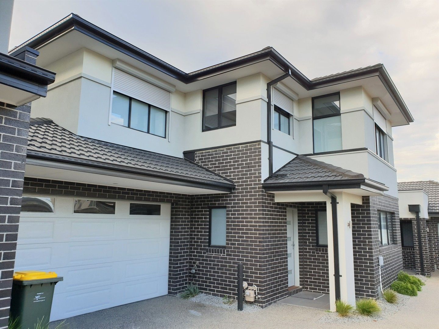 3 bedrooms Townhouse in 2/103 Purinuan Road RESERVOIR VIC, 3073