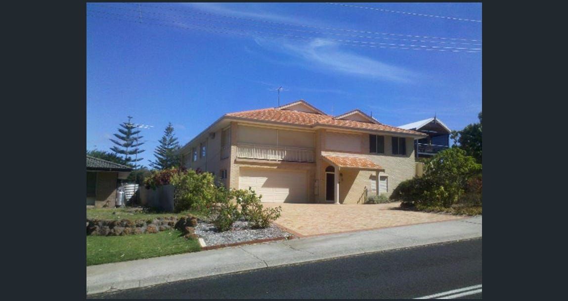 4 bedrooms House in 8 Karinga Road SAN REMO WA, 6210