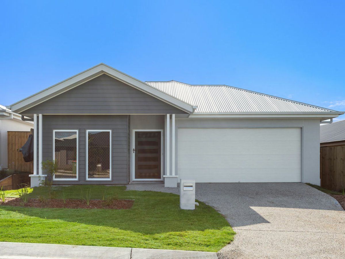 4 bedrooms House in 4 Sable Street RIPLEY QLD, 4306