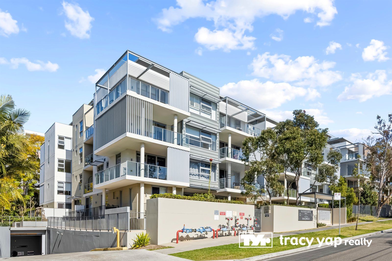 2 bedrooms Apartment / Unit / Flat in B211/11-27 Cliff Road EPPING NSW, 2121