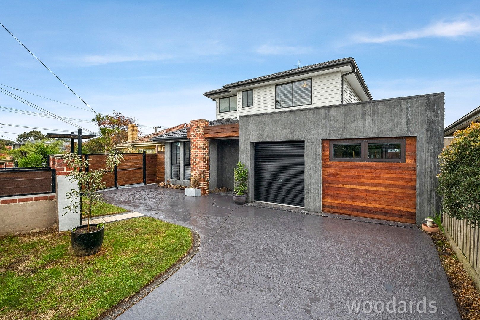 4 bedrooms Townhouse in 1/99 Marlborough Street BENTLEIGH EAST VIC, 3165