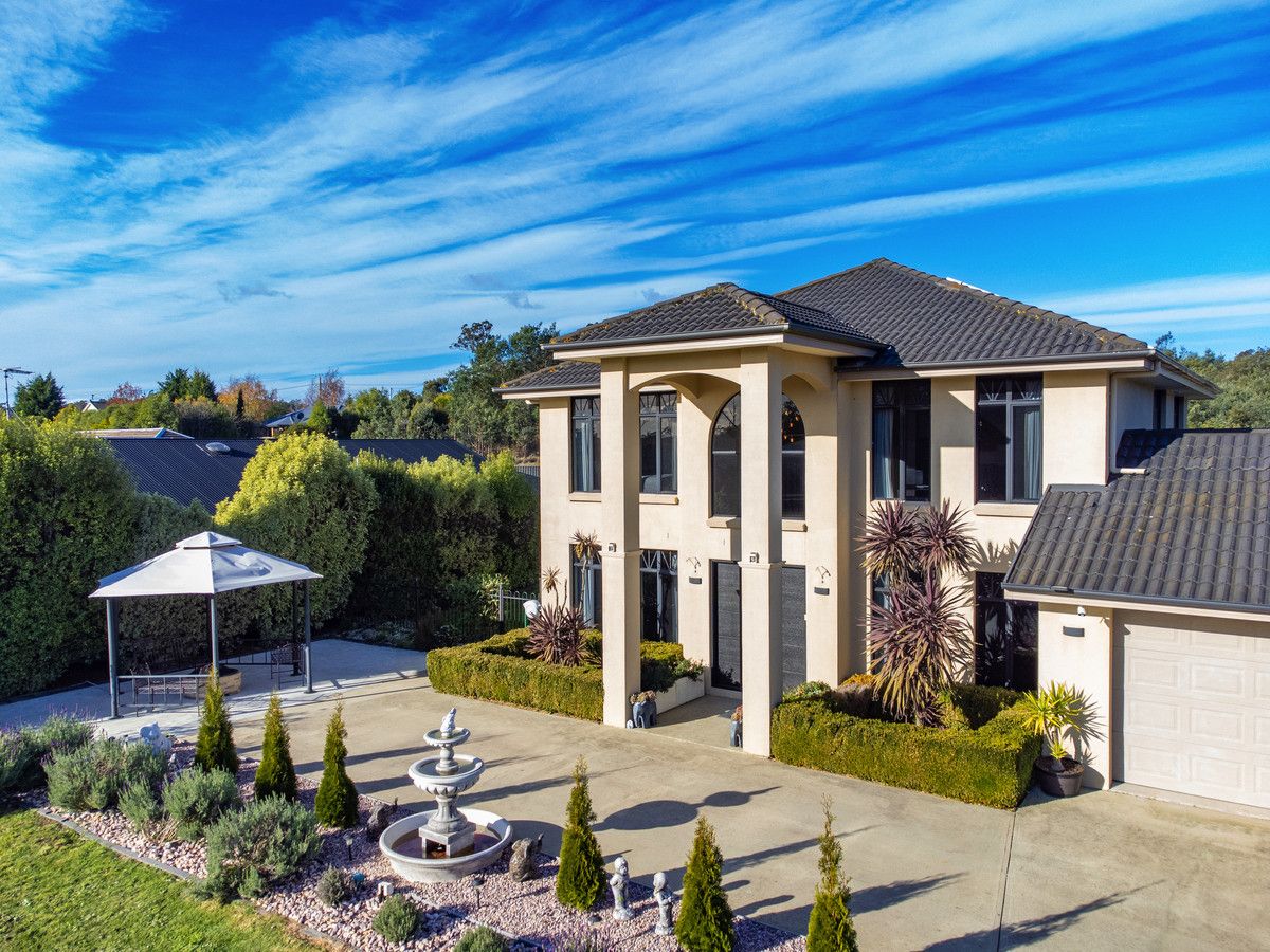 5 bedrooms House in 60 Bayview Drive BLACKSTONE HEIGHTS TAS, 7250