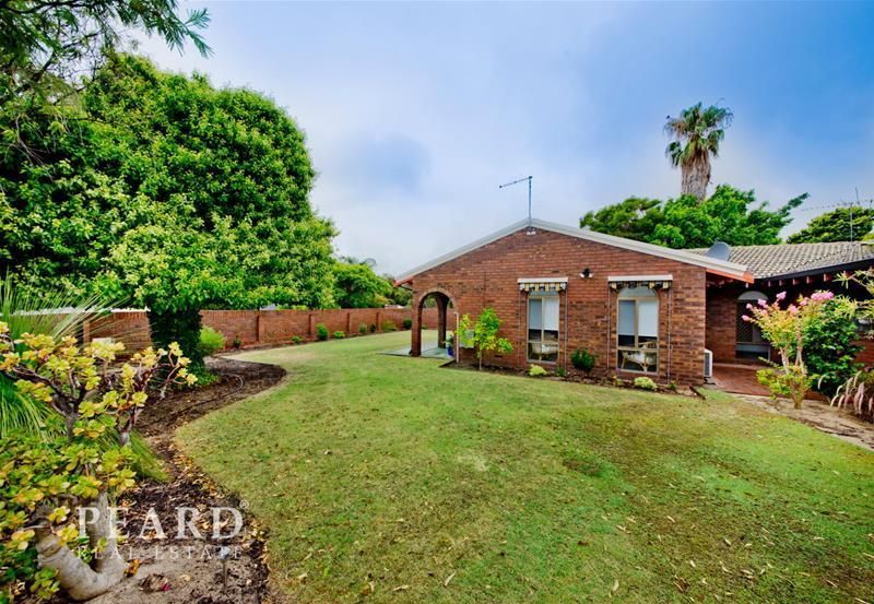 2 Illawong Way, Kingsley WA 6026, Image 1