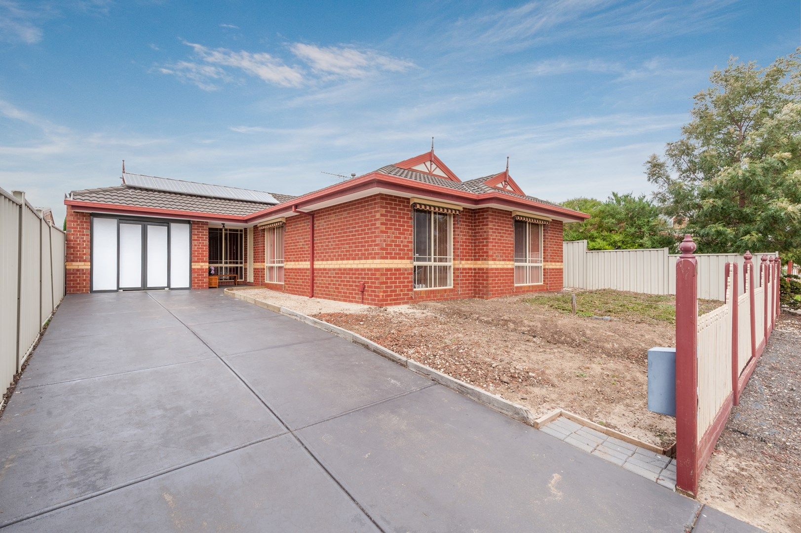 10 Parkin Avenue, Caroline Springs VIC 3023, Image 0