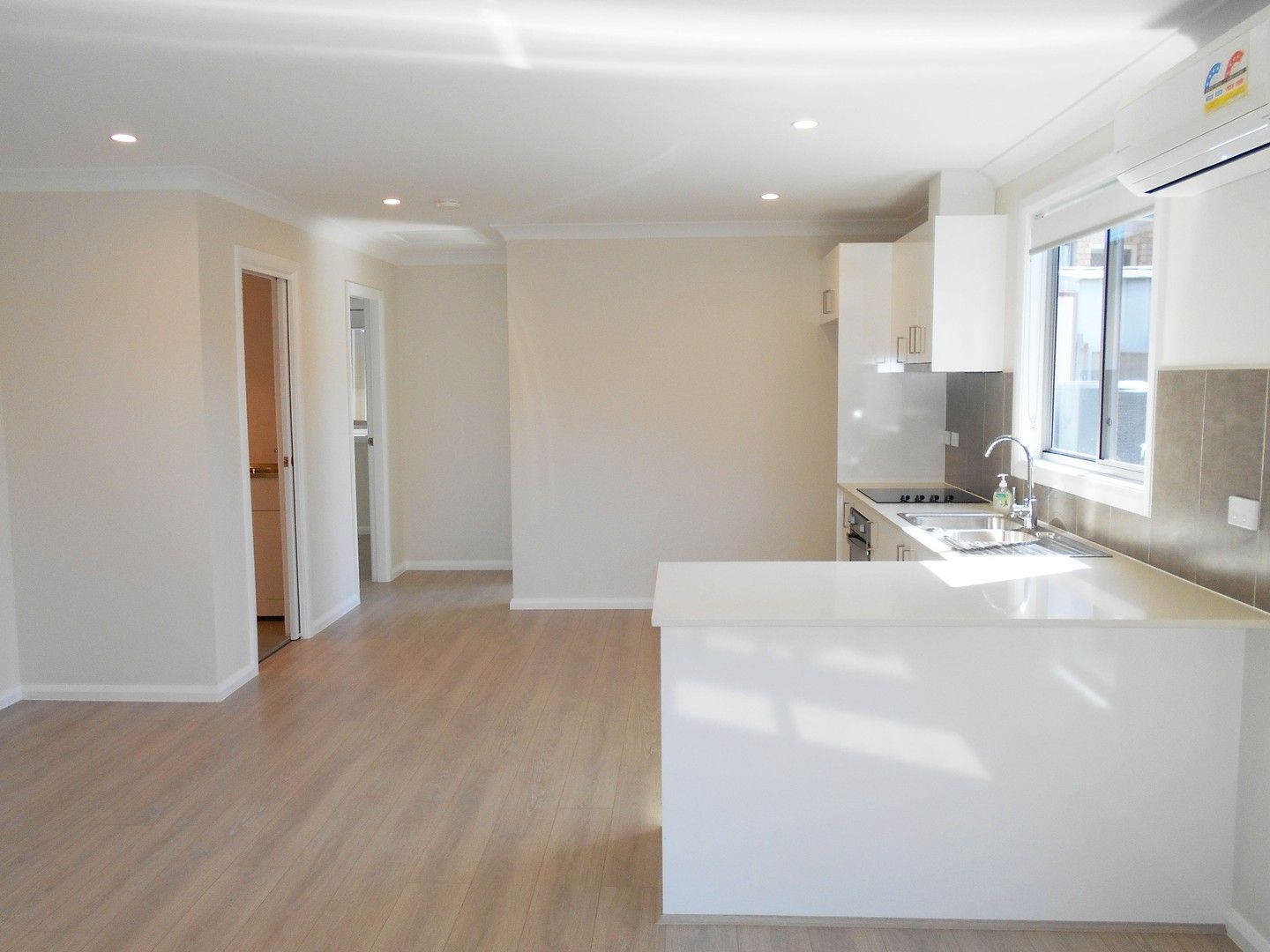 2 bedrooms House in 4A Glen Elgin Crescent EDENSOR PARK NSW, 2176