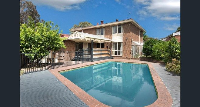 Picture of 8 Strand Close, GLEN WAVERLEY VIC 3150