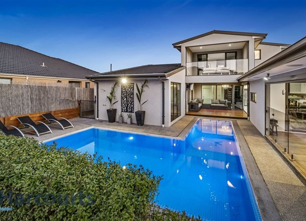 9 Joyce Grove, Taylors Hill VIC 3037