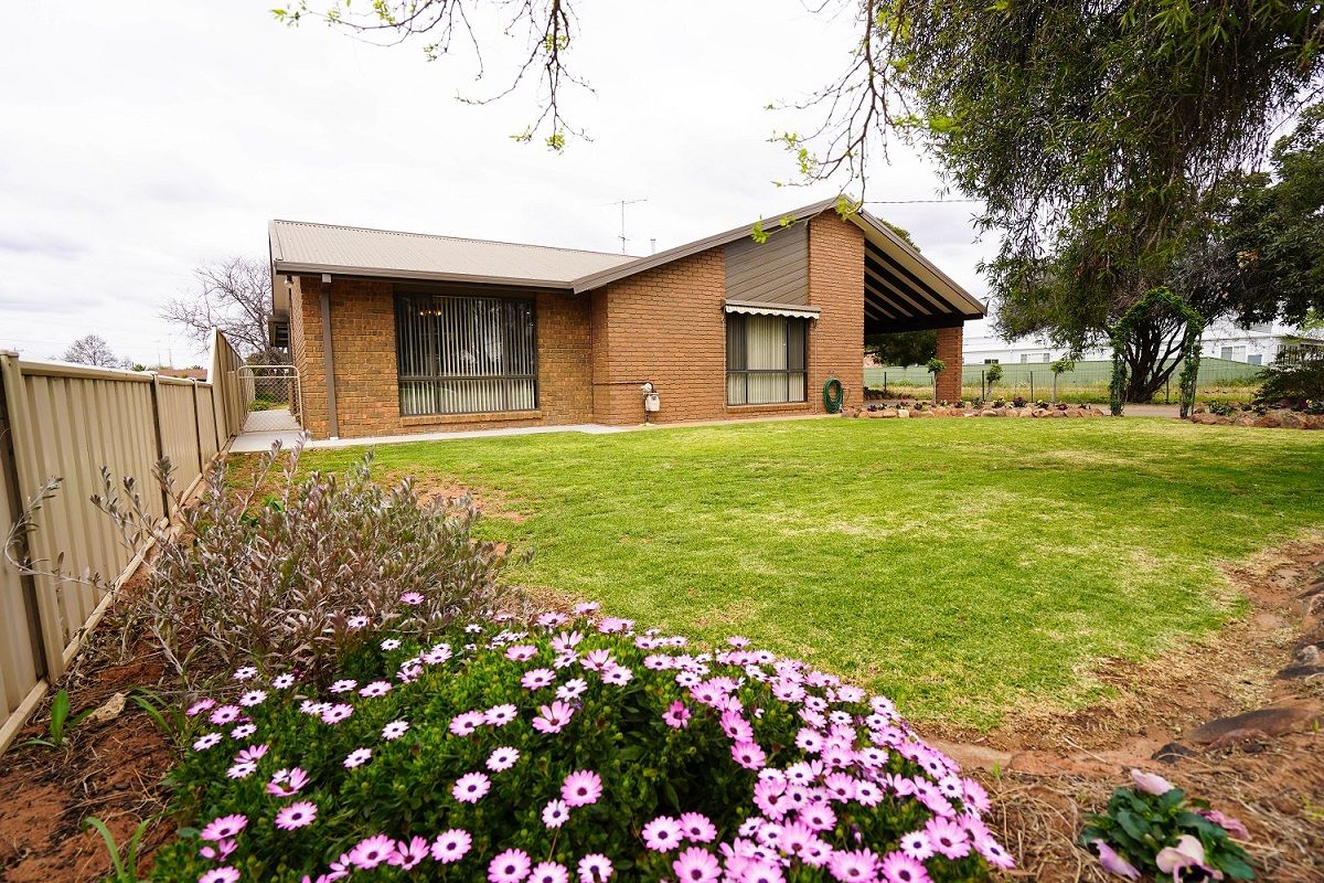 31 Muntenpen Street, Leeton NSW 2705, Image 0