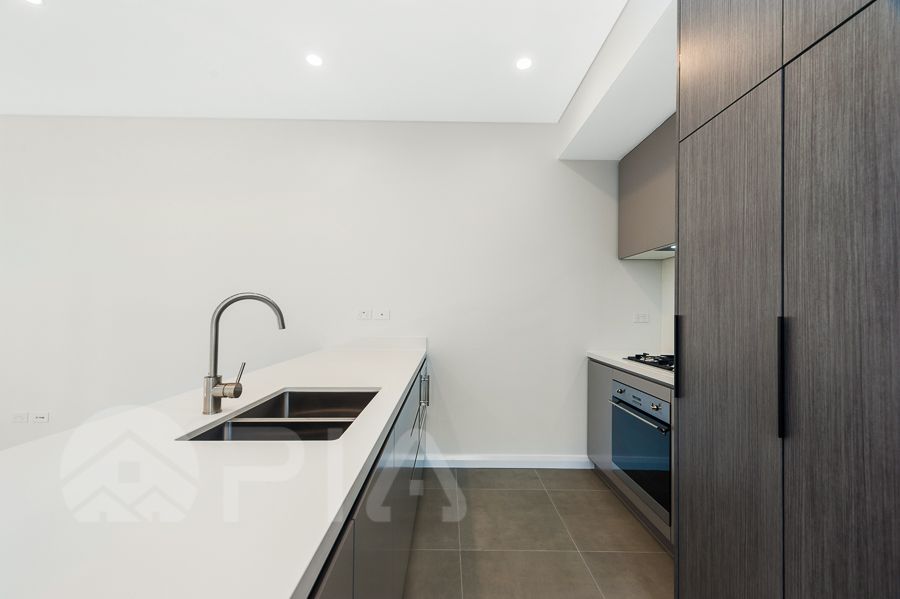 2 bedrooms Apartment / Unit / Flat in 1020/1 Maple Tree Road WESTMEAD NSW, 2145