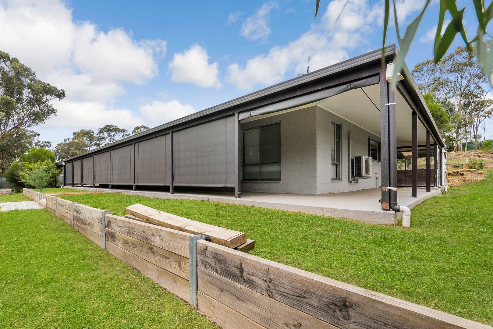 4 bedrooms House in 106 Diamond Gully Road MCKENZIE HILL VIC, 3451