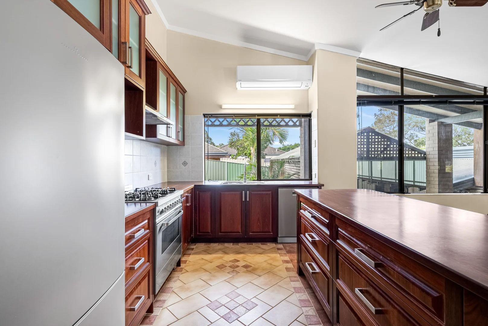 Additional image 6 of 8 Russelia Way, Roleystone WA 6111