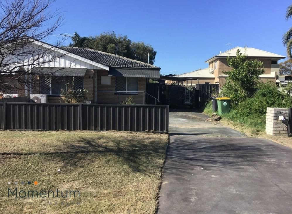 2 bedrooms Duplex in 31B Trink Street CLOVERDALE WA, 6105