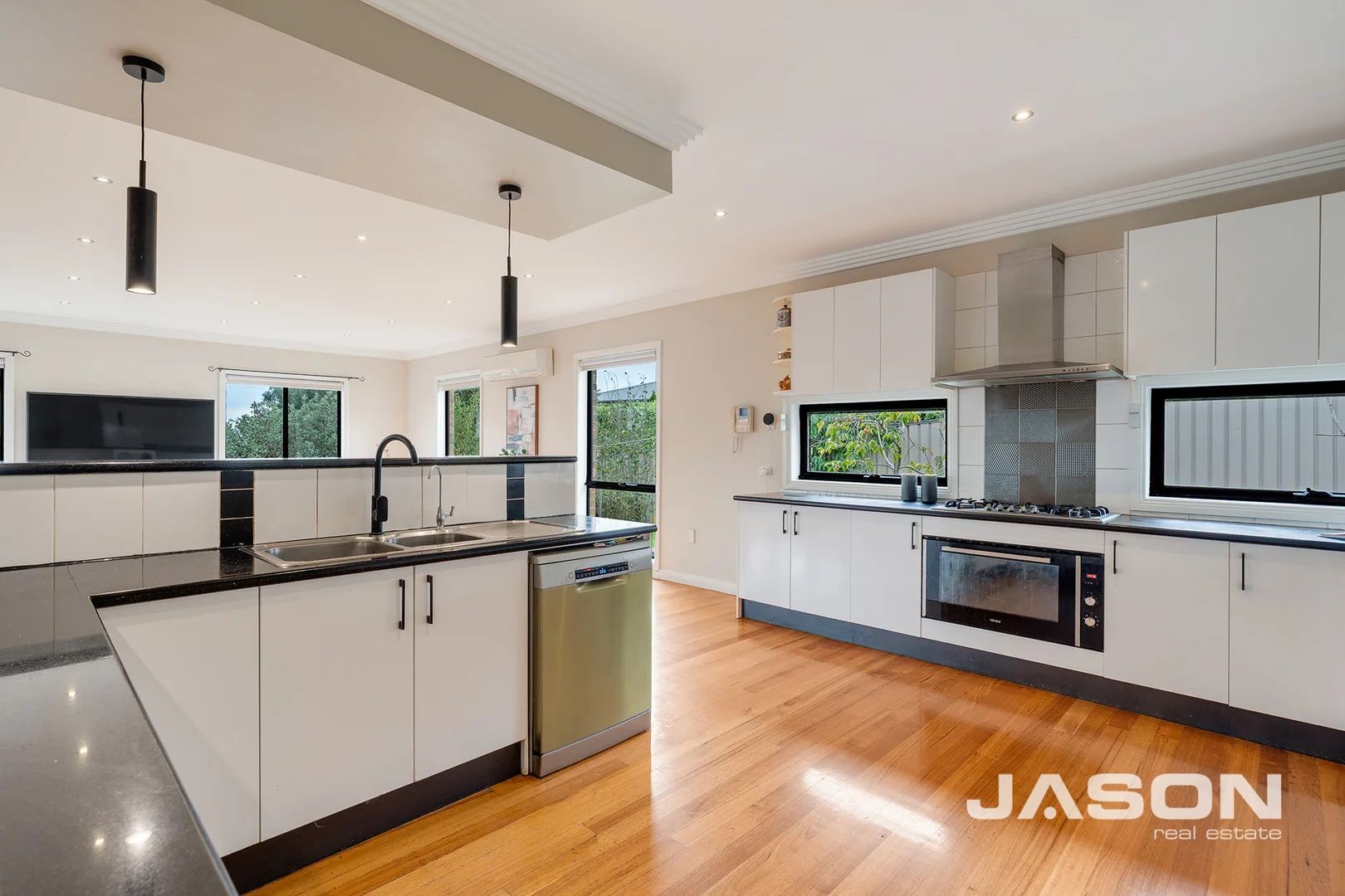 Additional image 11 of 5 Brae Court, Greenvale VIC 3059