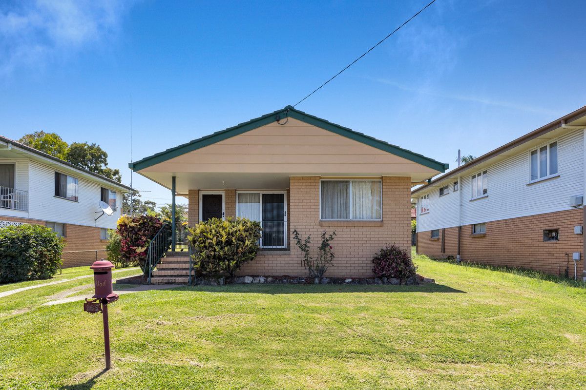 3 bedrooms House in 235 Lyndhurst Road BOONDALL QLD, 4034