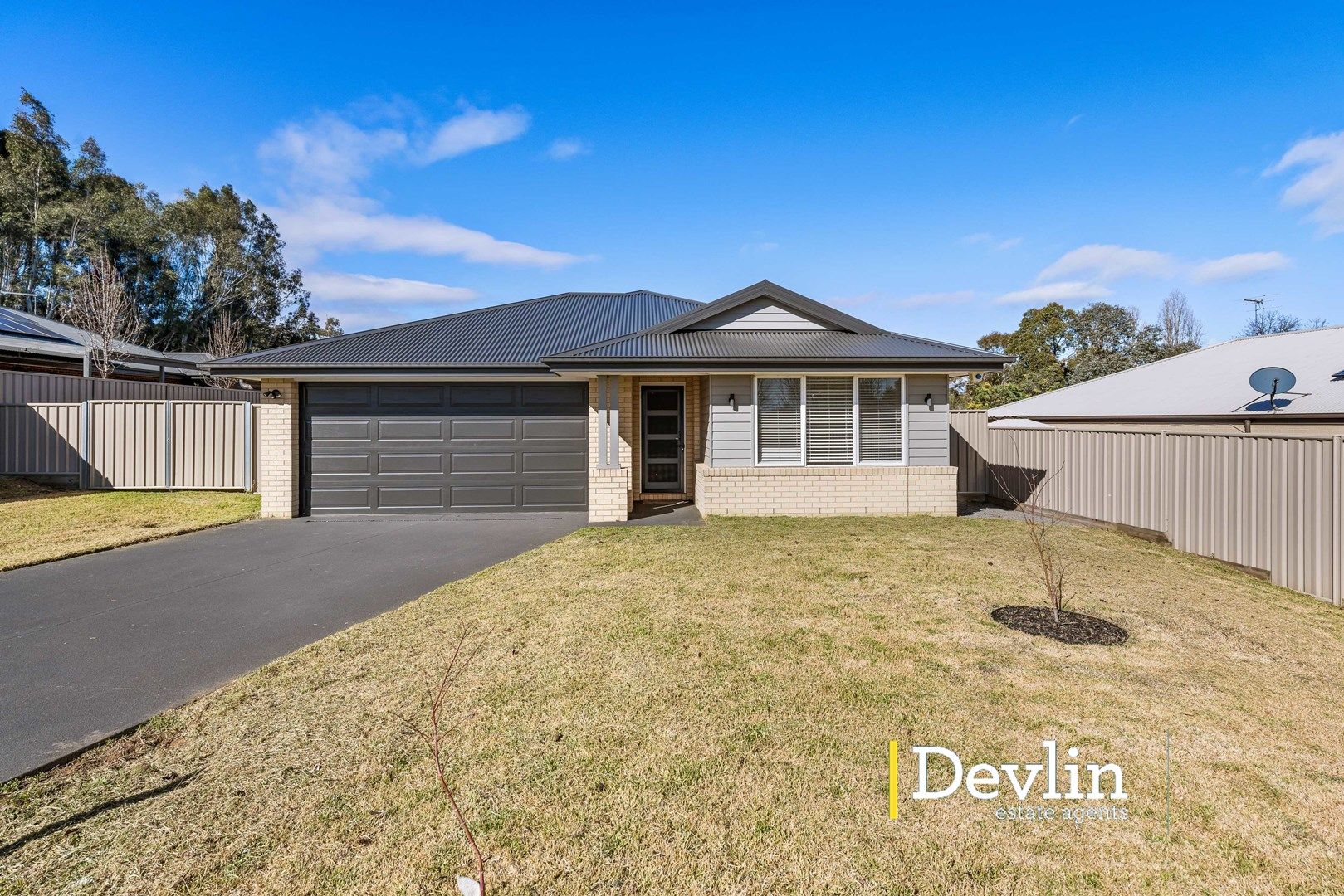 14 Mossgrove Way, Beechworth VIC 3747, Image 0