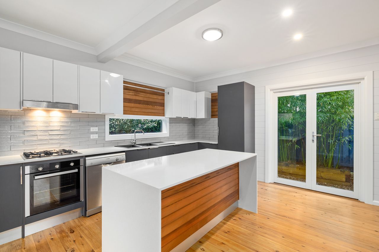 4 bedrooms House in 35 Lynwood Avenue DEE WHY NSW, 2099