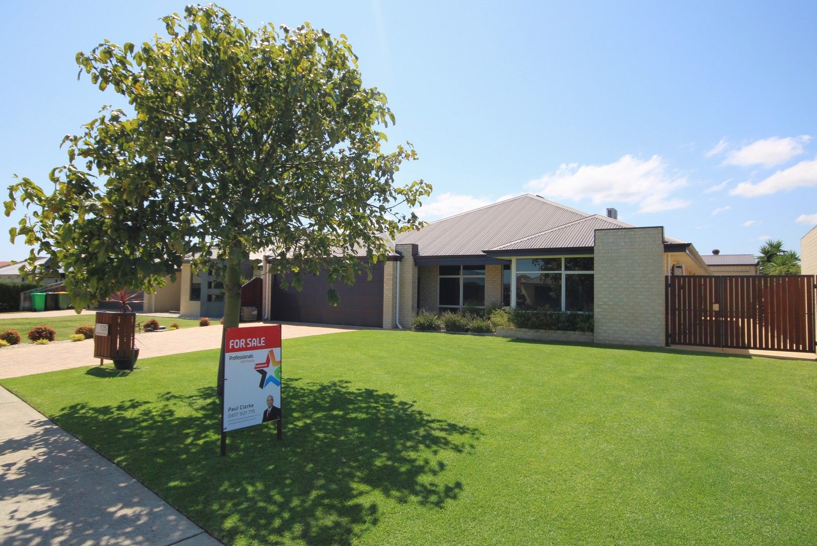 4 bedrooms House in 135 Macquarie Drive AUSTRALIND WA, 6233