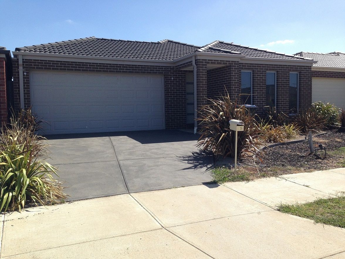 15 Garland Terrace, Point Cook VIC 3030, Image 0