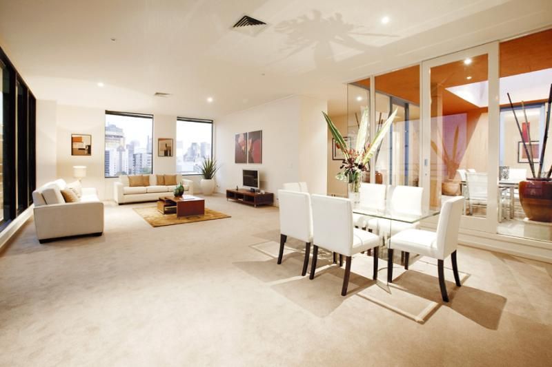 4/33 Lincoln Square South, Carlton Property History & Address