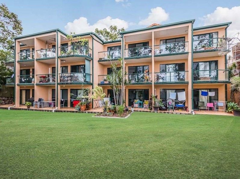 2 bedrooms House in 12/19 Dudley Street HIGHGATE HILL QLD, 4101