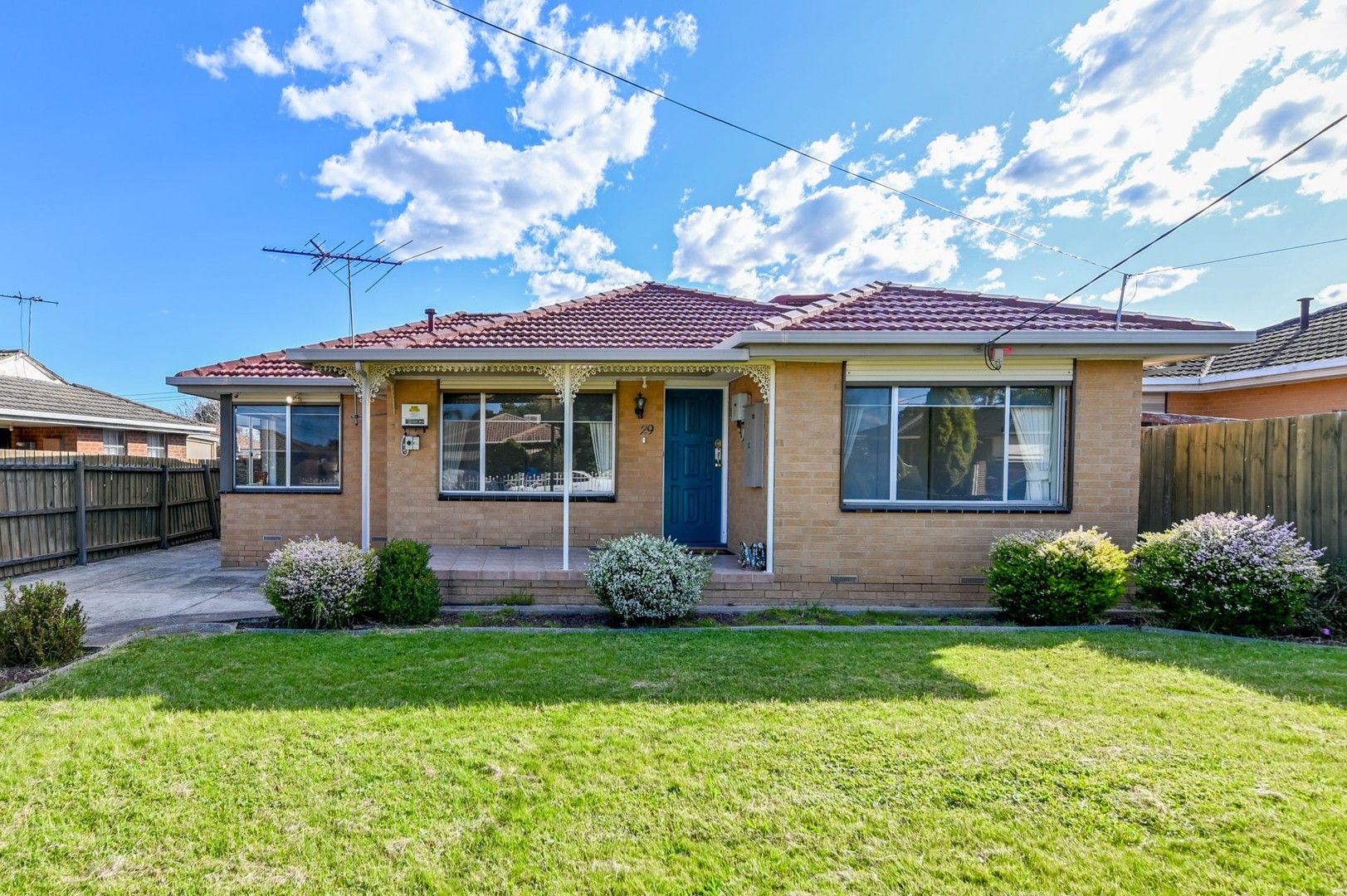 3 bedrooms House in 29 Mindoro Crescent LALOR VIC, 3075