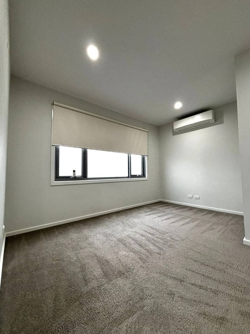 Additional image 8 of 2/5 Clairmont Street, Albion VIC 3020