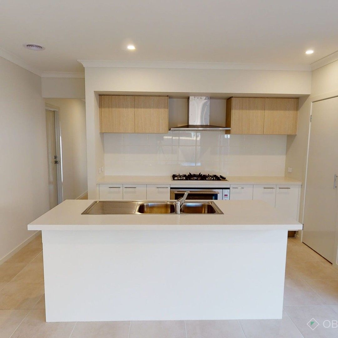 4 bedrooms House in 16 Switch Street CLYDE VIC, 3978