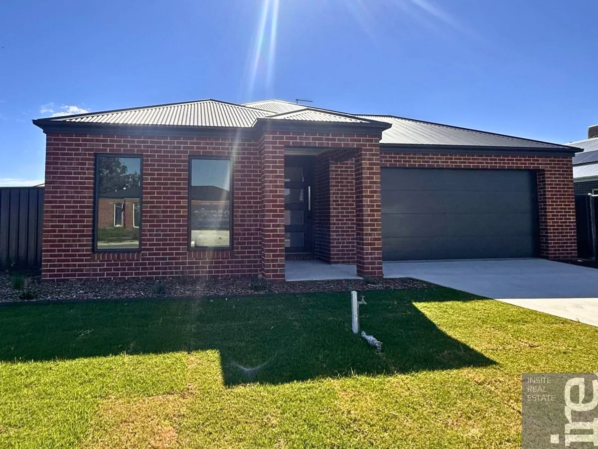 32 Sandalwood Street, Wangaratta VIC 3677