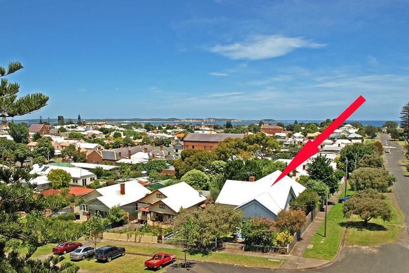 27 Hobson Street, QUEENSCLIFF VIC 3225, Image 0