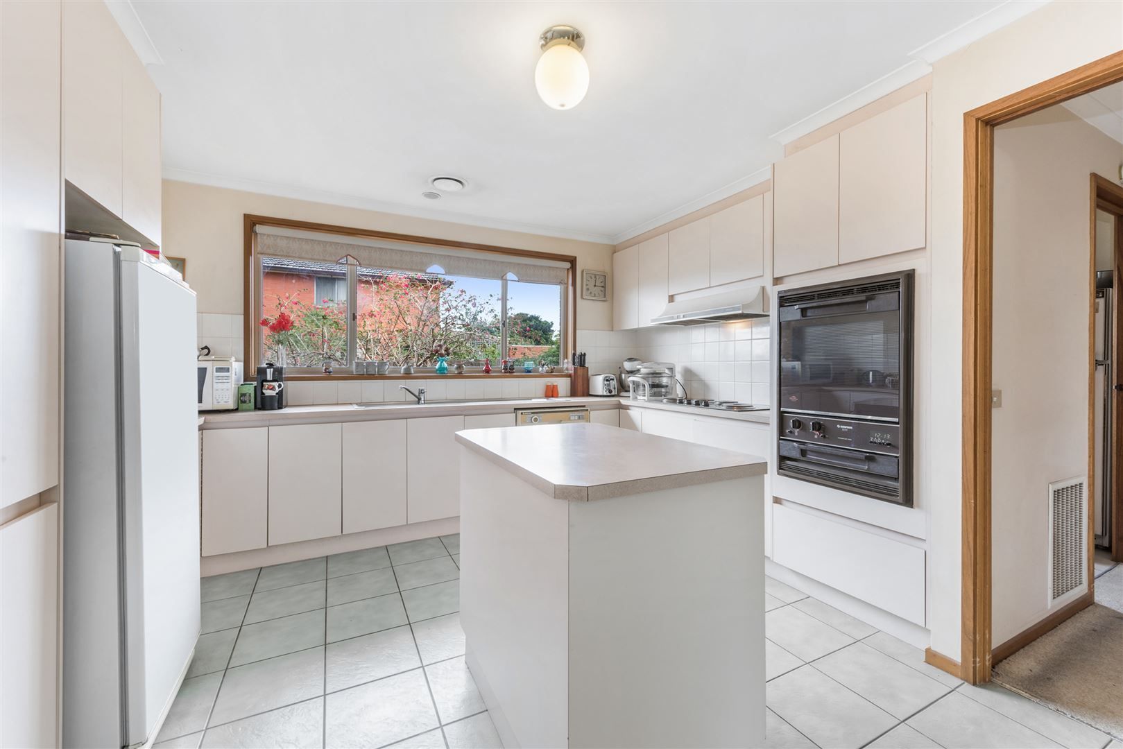 112 Sladen Street, Hamlyn Heights VIC 3215, Image 2