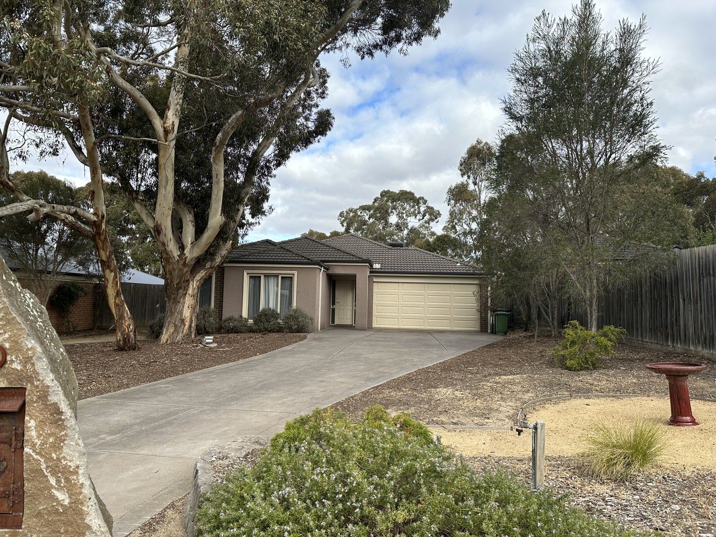 16 Manna Gum Close, Sunbury VIC 3429, Image 0