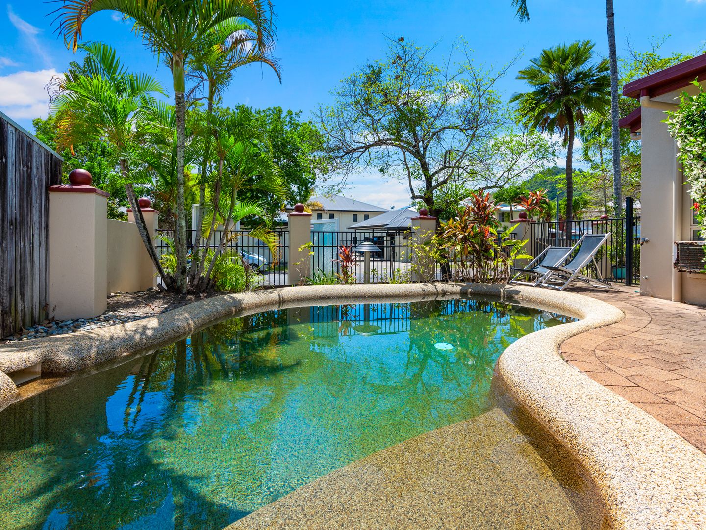 13/9-11 Oyster Court, Trinity Beach QLD 4879, Image 1