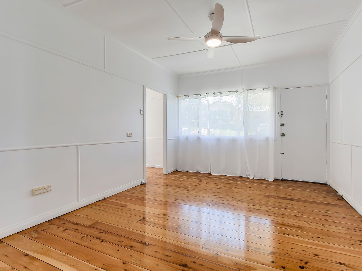 6 Dundonald Street, Everton Park Property History & Address Research Domain