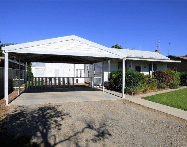 48 Centenary Avenue, Cootamundra NSW 2590