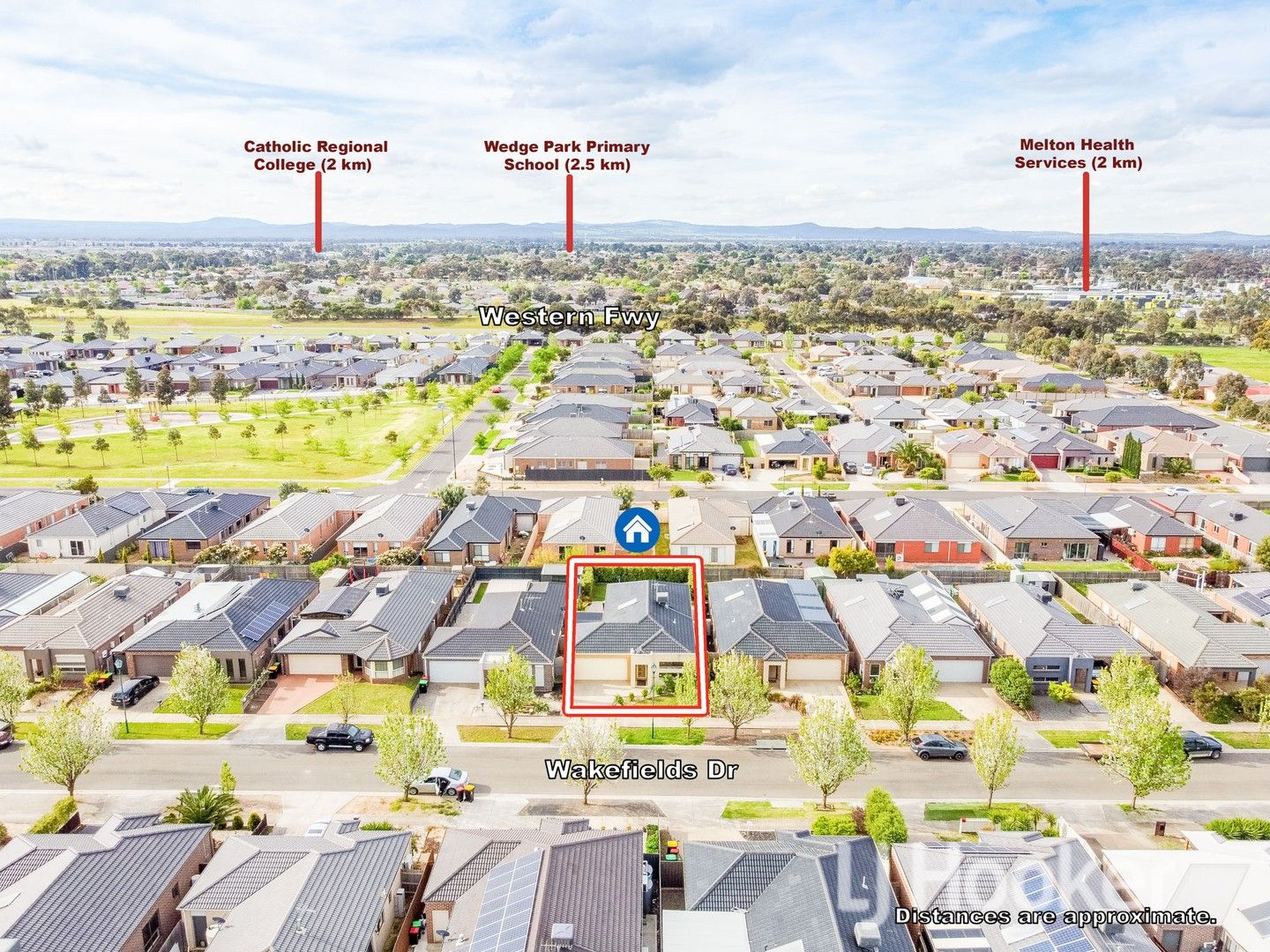 3 bedrooms House in 16 Wakefields Drive BROOKFIELD VIC, 3338