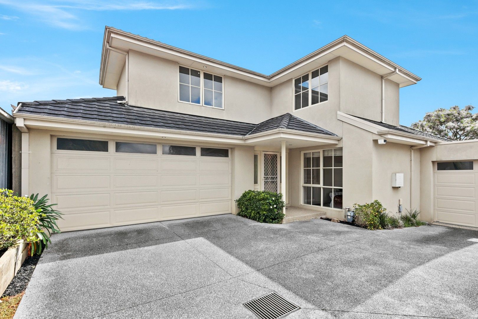 3 bedrooms Townhouse in 2/15 Samada Street NOTTING HILL VIC, 3168