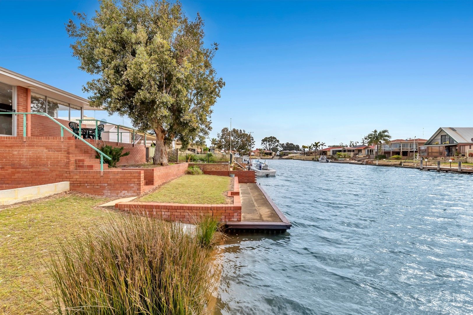 15 Woolah Place, South Yunderup WA 6208, Image 0