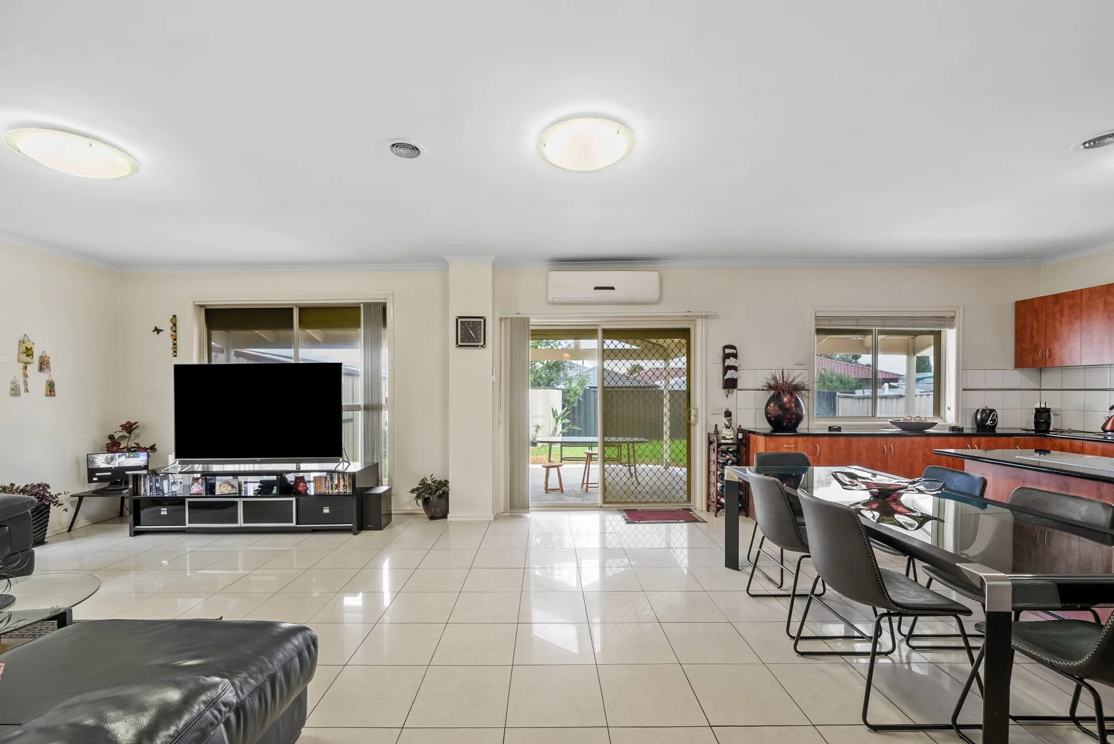 Additional image 5 of 48 Jamieson Terrace, Taylors Hill VIC 3037